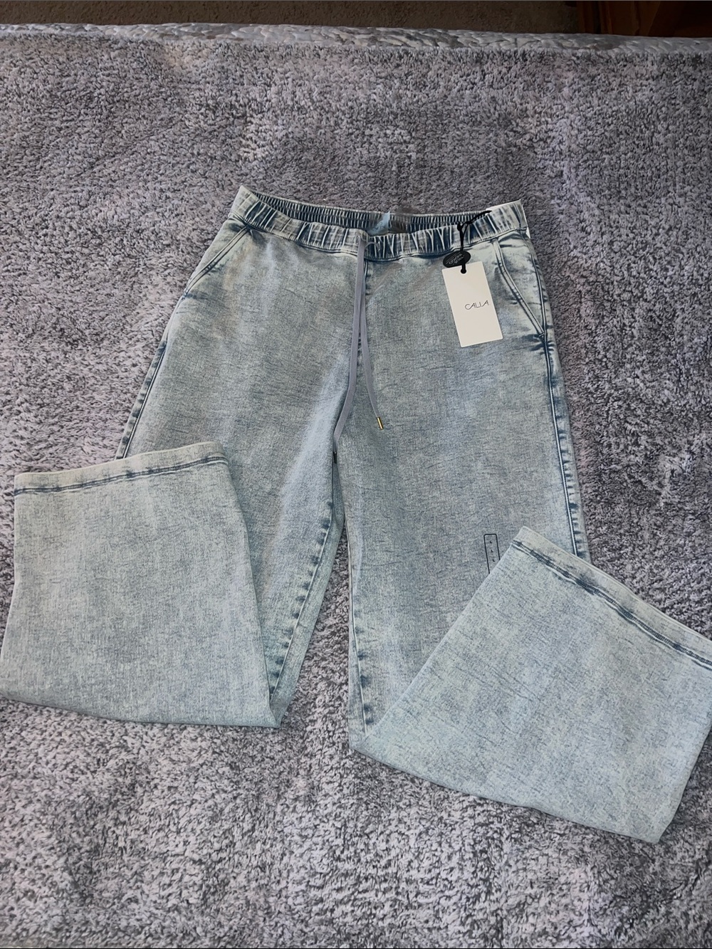 CALIA HIGH-RISE WIDE LEG JEANS